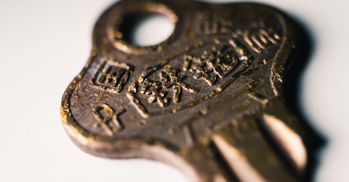 key maker professional — Walden Locksmith